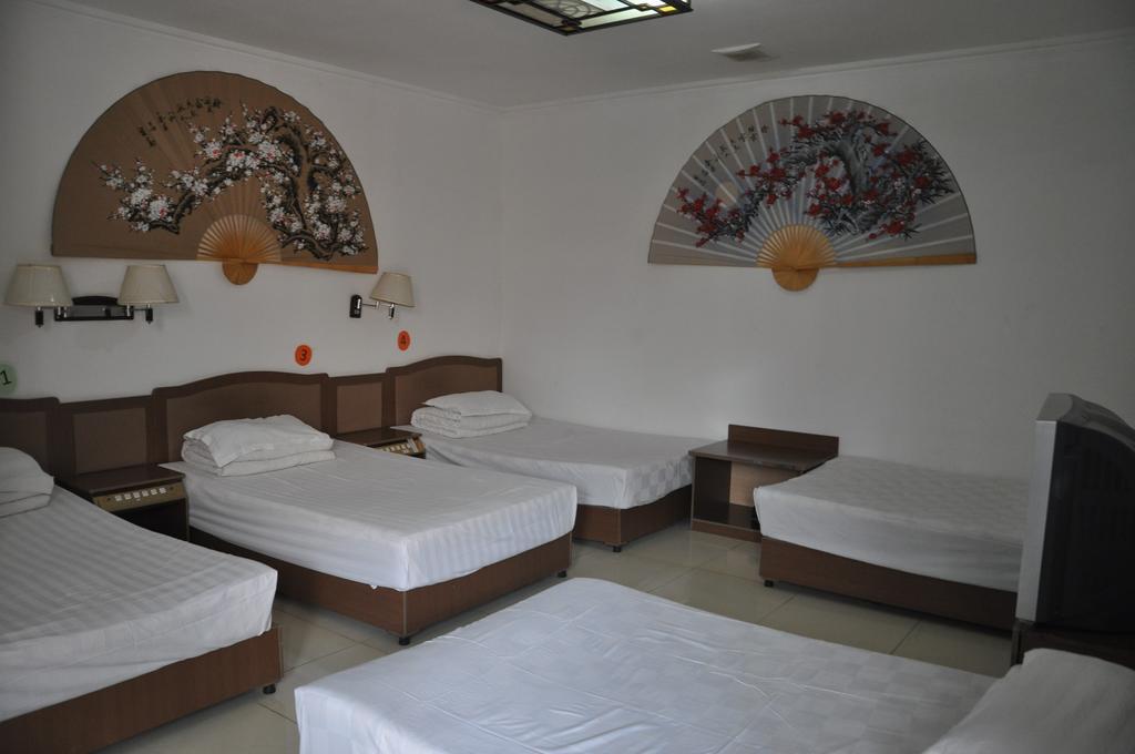 Three Legged Frog Hostel Bắc Kinh Phòng bức ảnh